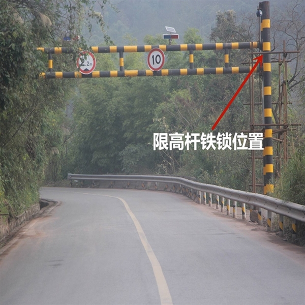 克孜勒苏柯尔克孜限高杆-LB-03